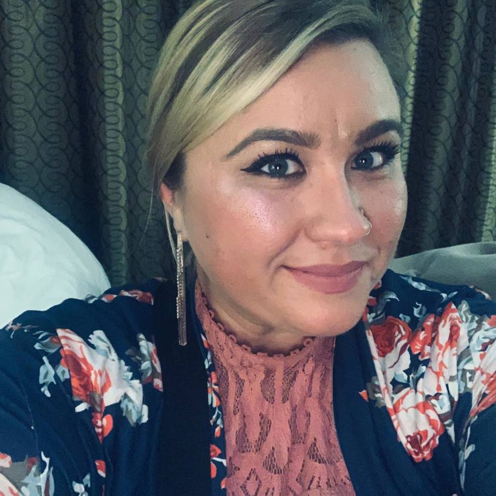 Meet your Posher, Ashley